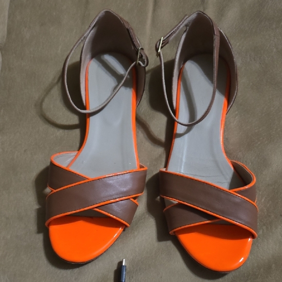 Boden Orange & Brown Ankle Strap Flat Leather Sandals Size (39) 8M US - Picture 4 of 14